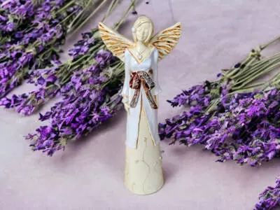 Anioł Lily - biały z brązem -  35 x 15 cm figurka dekoracyjna gipsowa